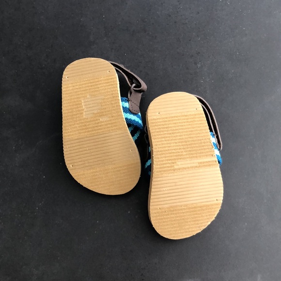 GYMBOREE - baby beach flip flops - Picture 2 of 3